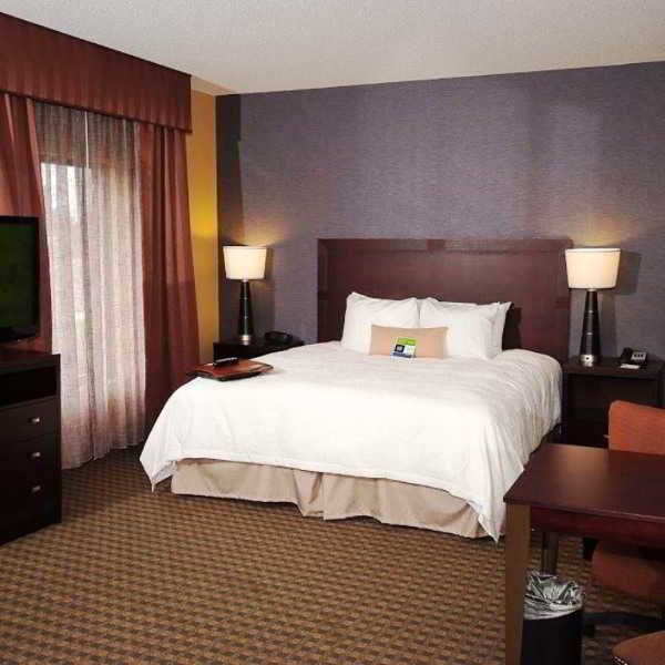 Hotel Hampton &